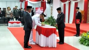 Pelantikan Pj Walikota Tarakan Bustan di Gedung Gabungan Dinas Provinsi Kaltara, Jumat (1/3/2024).