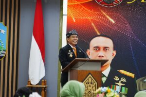 PISAH SAMBUT : Gubernur Kalimantan Utara, Dr. H. Zainal A. Paliwang, S.H., M.Hum., menghadiri Pisah Sambut Komandan Korem 092/ Maharajalila di Ruang Rapat Lt.1 Kantor Gubernur, Senin (16/6).