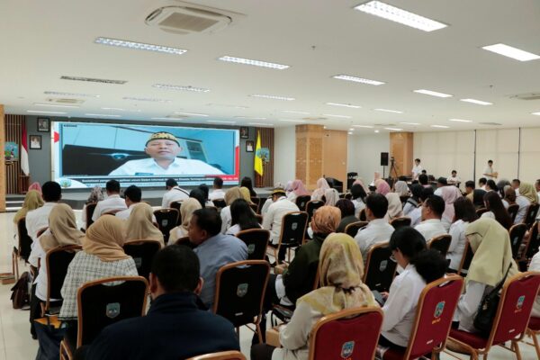 VIRTUAL : Kepala DKISP Kaltara, Dr. H. Iskandar, S.IP., M.Si memberikan sambutan secara digelar di Ruang Serbaguna lantai 1 Kantor Gubernur Kaltara, Rabu (30/07)